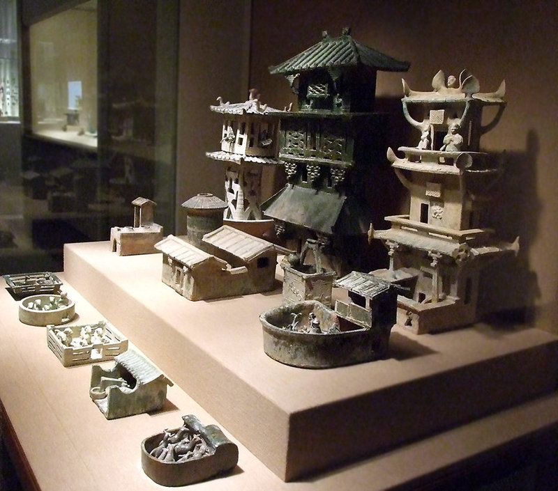 Han Dynasty Architectural Models in the Metropolitan Museum of Art, April 2009