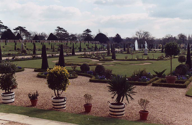 The Privy Garden of Hampton Court Palace, 2004