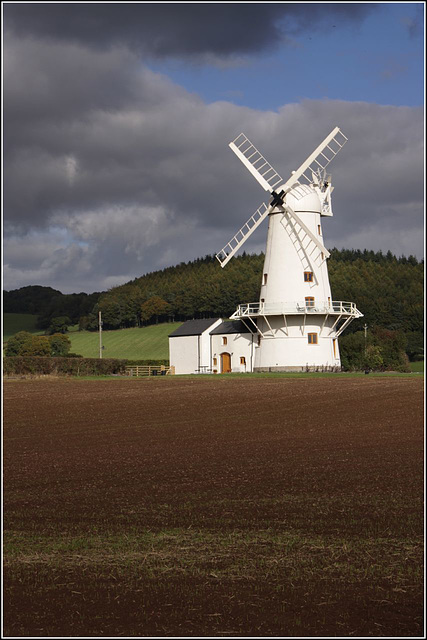 Llancayo windmill