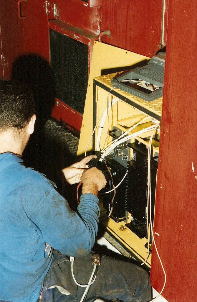 199409CardiffLocoInstall0003