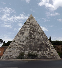 The Pyramid of Cestius in Rome, July 2012