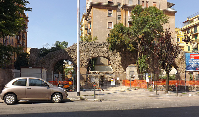 The Navalia (Formerly Thought to be the Porticus Aemilia) in Rome, July 2012