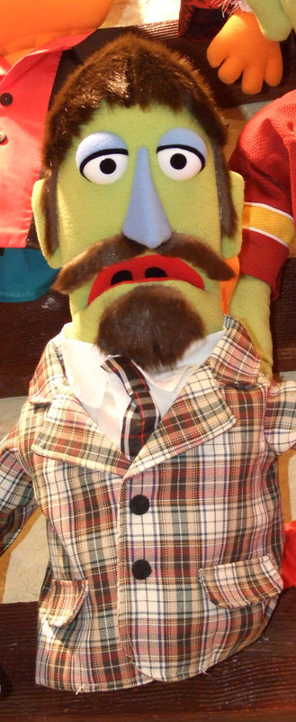 Male Muppet in FAO Schwarz, May 2011