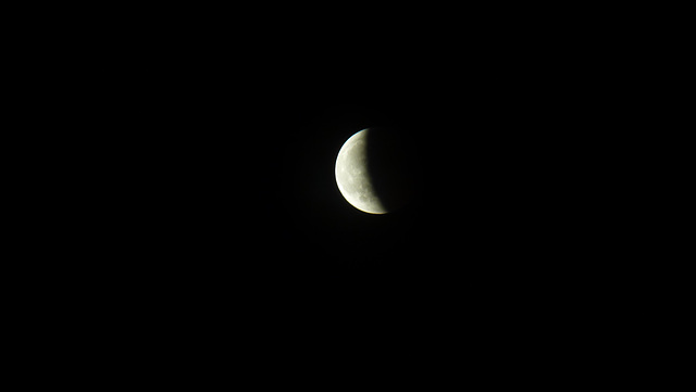 BELFORT: 15 juin 2011 Eclipse totale de la lune.