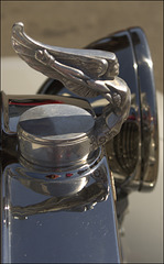 1928 Essex Super-Six Radiator Cap Ornament 01 20110828