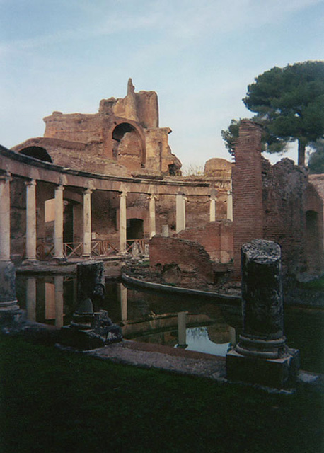 The Maritime Theatre in Hadrian's Villa, 2003
