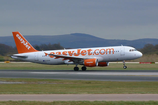 EasyJet UO