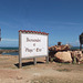 Bienvenidos a playa del oro / Golden beach / Plage dorée.