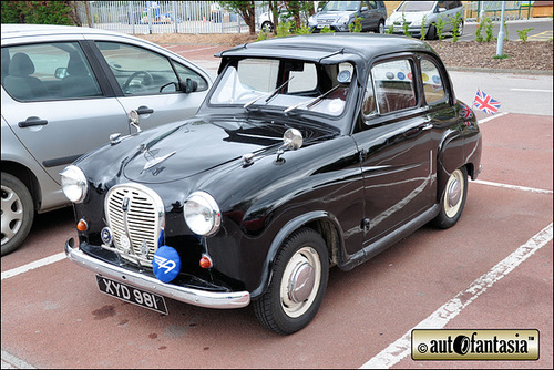 1957 Austin A35 - XYD 981