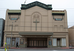 SF Crocker-Amazon theater church (0490)