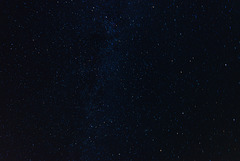 Cassiopeia (unten Mitte) & Milchstraße - 20130811