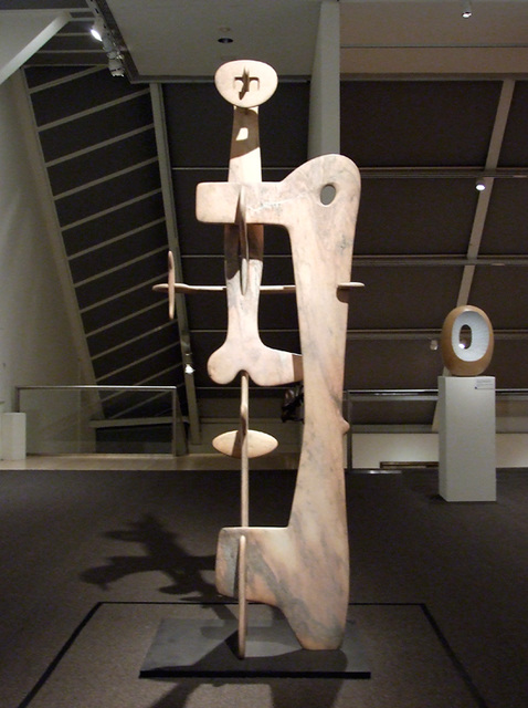 Kouros by Isamu Noguchi in the Metropolitan Museum of Art, March 2008