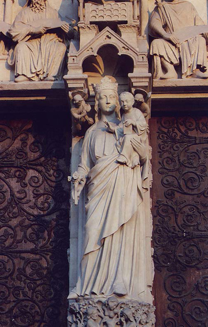 Portal Sculpture of the Virgin and Child on Notre Dame Cathedral in Paris, March 2004