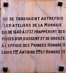 MONACO: Plaque commémorant les anciens ateliers de la monnaie rue Emile De Loth.