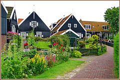 ...Marken...!