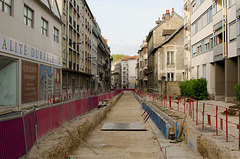 BESANCON: Travaux du tram: Avenue Fontaine Argent .05