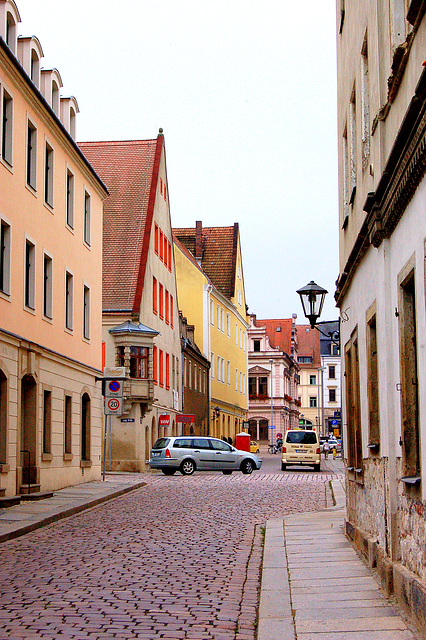 Centra strato  de Pirna en Germanio  - Straße im Zentrum von Pirna, Deutschland