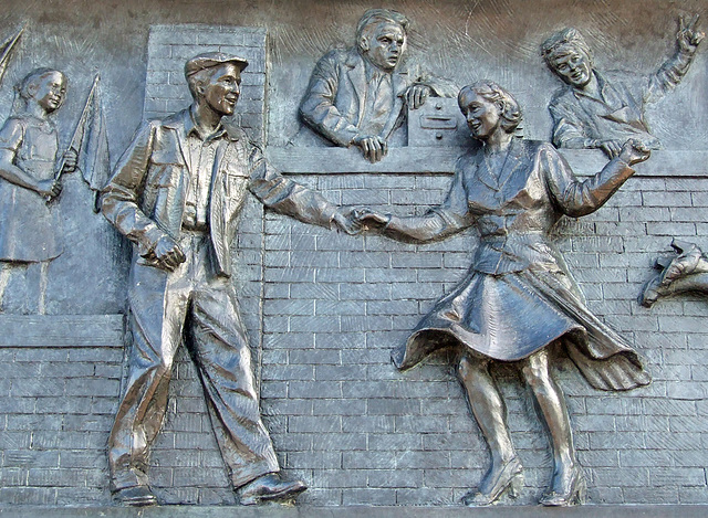 Relief on the WWII Memorial, September 2009