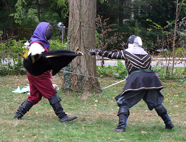 Lord Targai and Lady Marion Fencing at Agincourt, November 2007