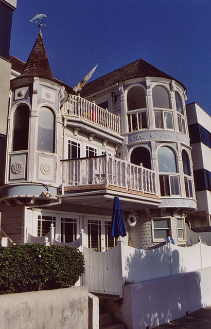 Victorian House in Manhattan Beach, 2005