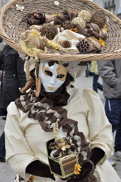 REMIREMONT: 18' Carnaval Vénitien - 166