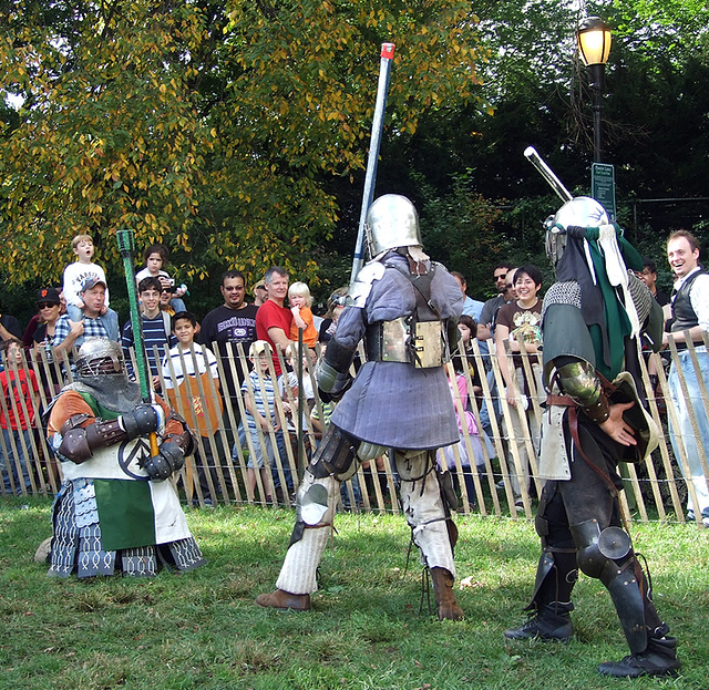 Sir Diablu vs. Ervald and Jibril at the Fort Tryon Park Medieval Festival, October 2009