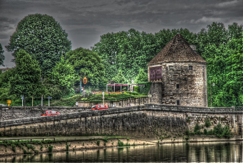 BESANCON:La tour de la Pelote