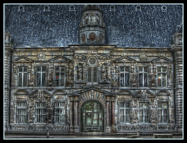 BESANCON: Le Palais de justice.