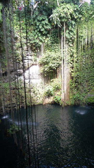 Cenote Ikil