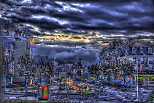 BESANCON: Levé du jour depuis la gare viotte.