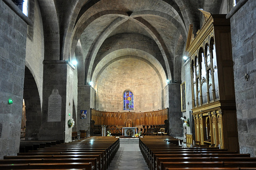 FREJUS: Cathédrale Saint Léonce.