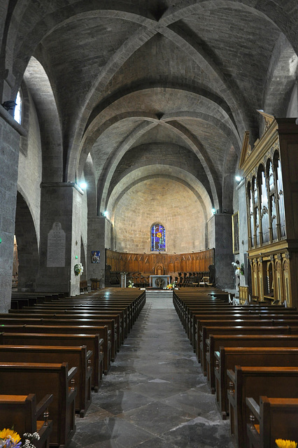 FREJUS: Cathédrale Saint Léonce.