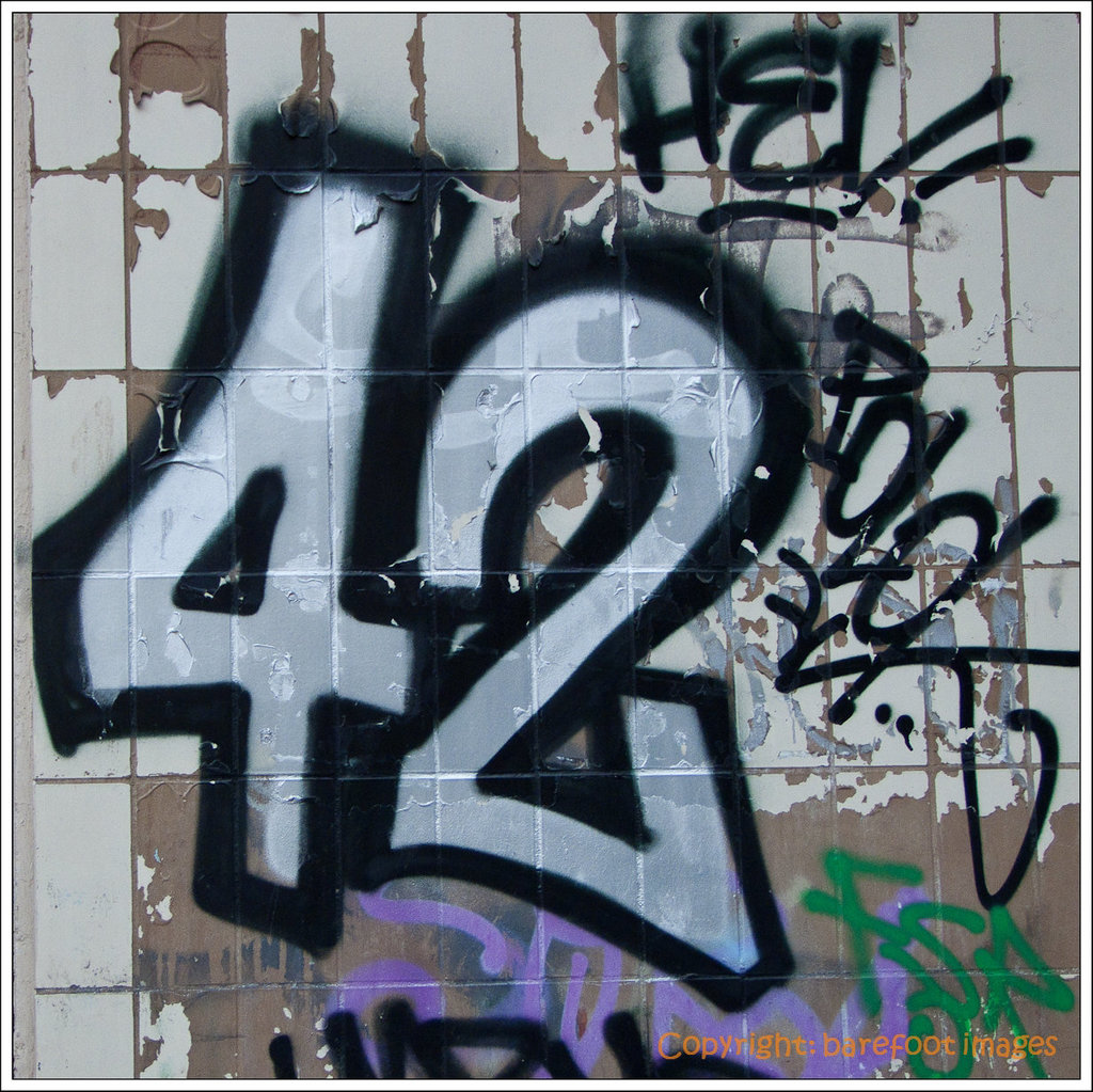 42 - graffitti