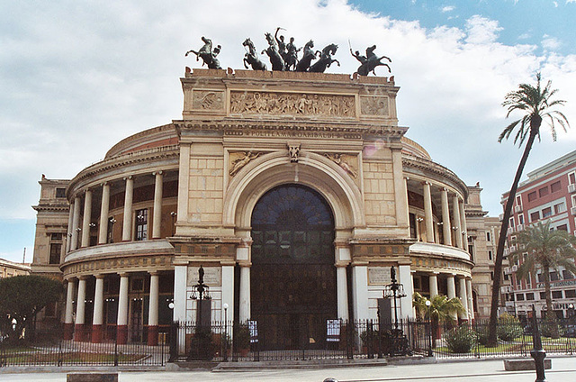 Teatro Politeama in Palermo, 2005