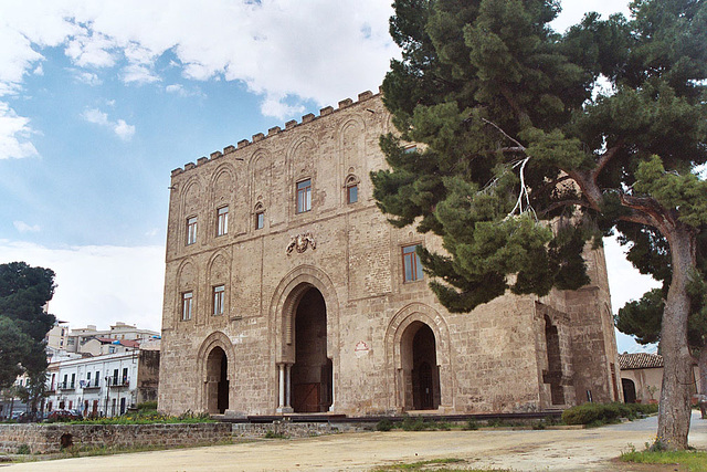 La Zisa, a Medieval Castle in Palermo, March 2005