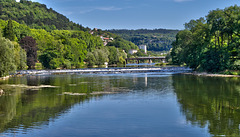 BESANCON: Le doubs depuis le pont St Pierre.