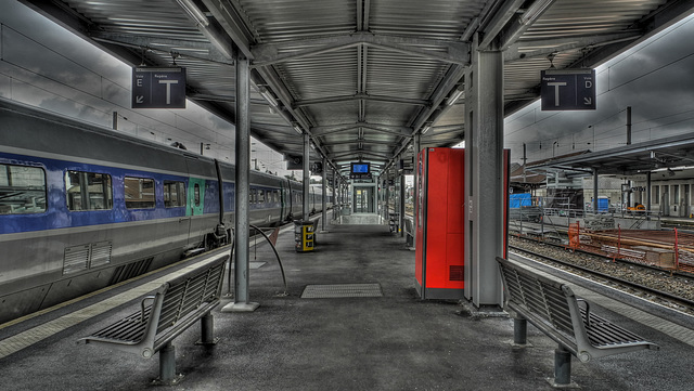 BESANCON: Gare de Besançon Viotte, quai 3 après les travaux.