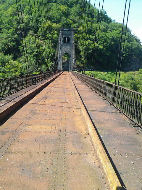 Viaduc des pierres noires.