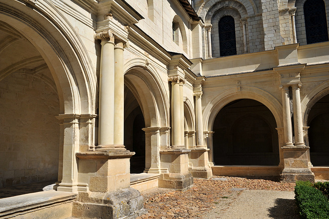 Cloître de l'abbaye de Fontevraud