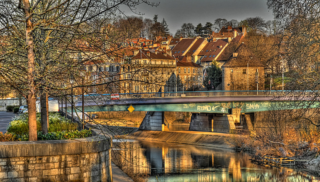 BESANCON: Le pont Denfer-Rochereau.