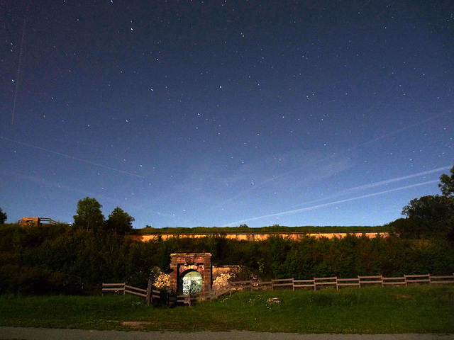 BELFORT: Fort du Salbert: Eclairé par le clair de lune.