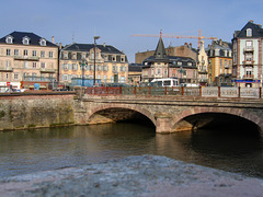BELFORT: Le pont Carnot, la Savoureuse.
