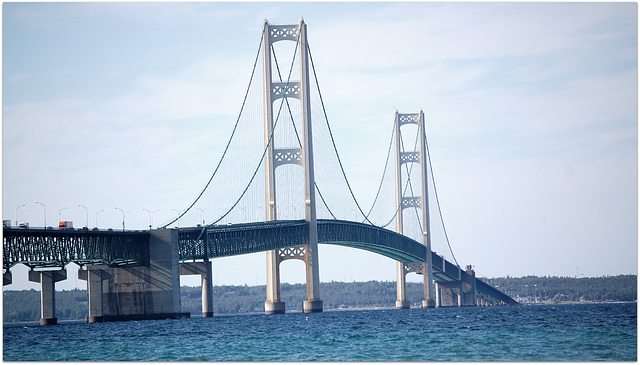 Mackinaw Birdge