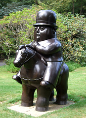 Man on Horseback by Botero in the Nassau County Museum of Art, September 2009