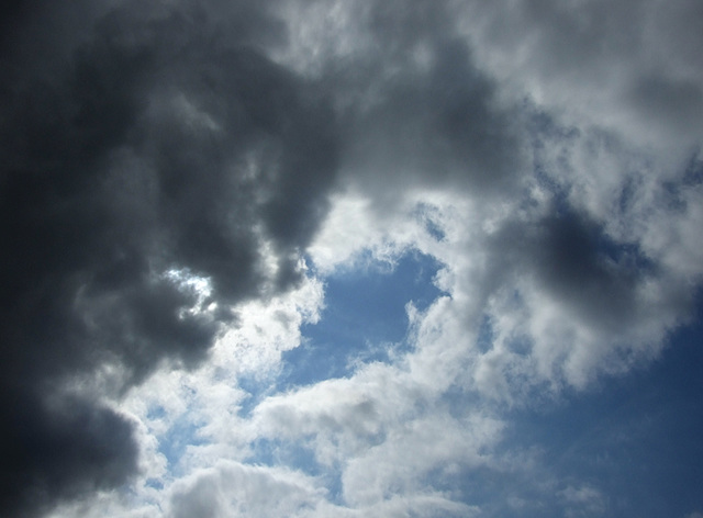 Clouds above the Nassau County Museum of Art, September 2009