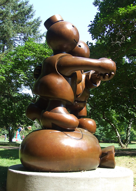 Free Money by Tom Otterness in the Nassau County Museum of Art, September 2009