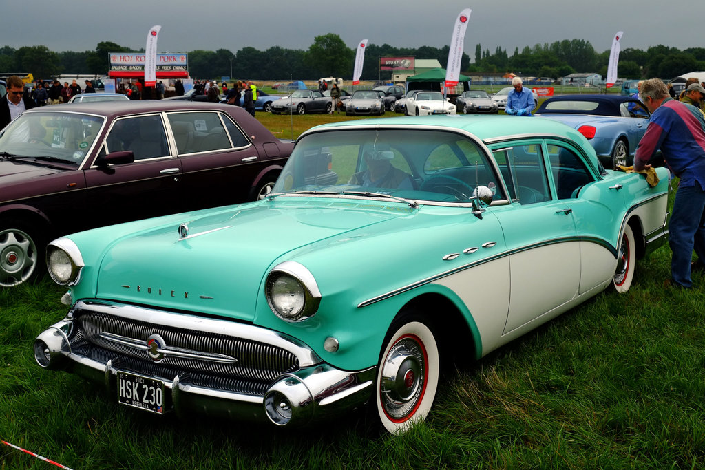 Dunsfold W&W Buick X-E1