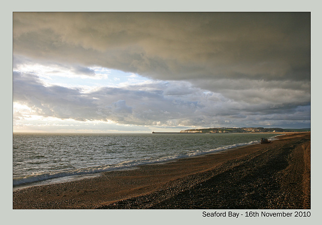 Seaford Bay before sunset - 16.11.2010