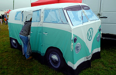 Dunsfold W&W VW Camper X-E1