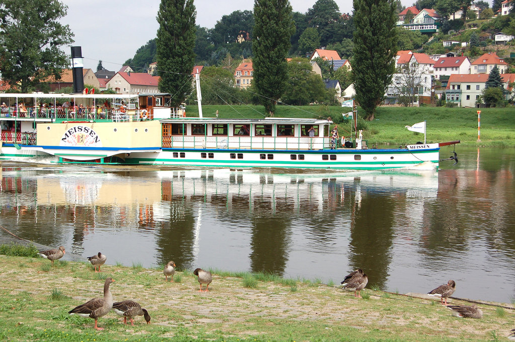 Radvaporŝipo "Meissen" (Raddampfer Meissen)